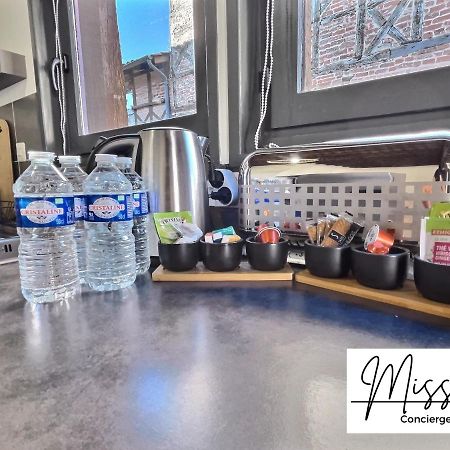 "La Fenetre Sur Le Marche" De Miss.K Conciergerie Appartement Châtillon-sur-Chalaronne Buitenkant foto