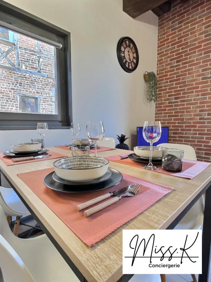 "La Fenetre Sur Le Marche" De Miss.K Conciergerie Appartement Châtillon-sur-Chalaronne Buitenkant foto